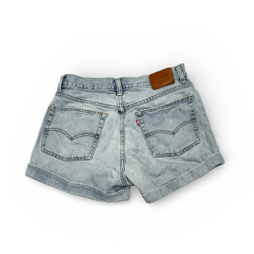 Levi’s A-Line Short Premium Denim Women's Shorts 29 - Picture 3 of 4
